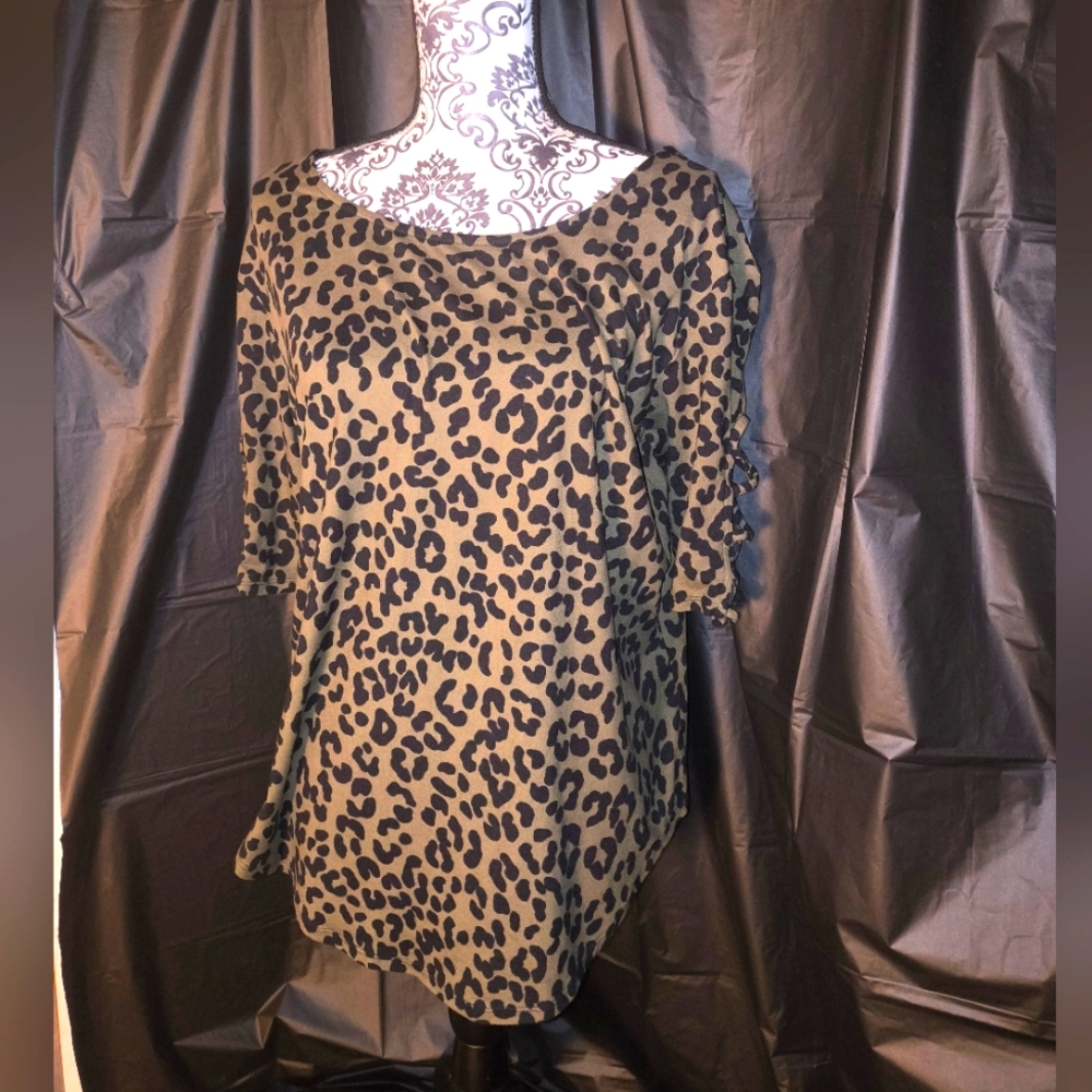 Leopard Print Women's Top
